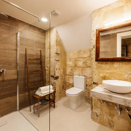 Nelsonhaus Pensión *