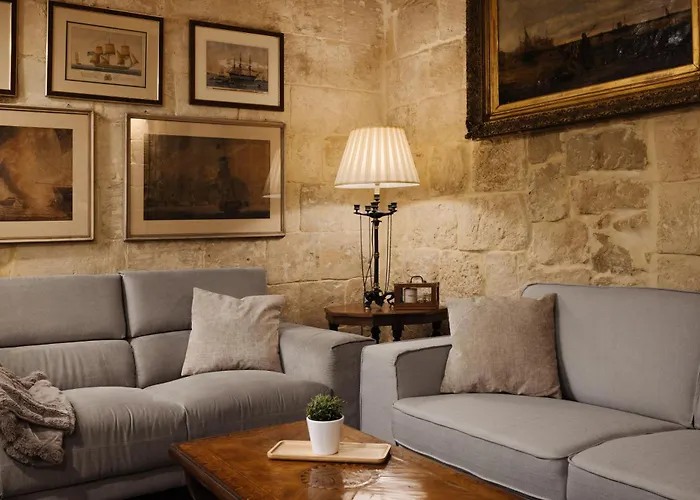 Nelsonhaus * Cospicua